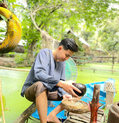 Tiệm cơm nhà vũ